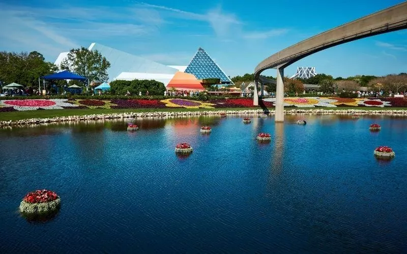 epcot park for disney travel agent side hustle ideas